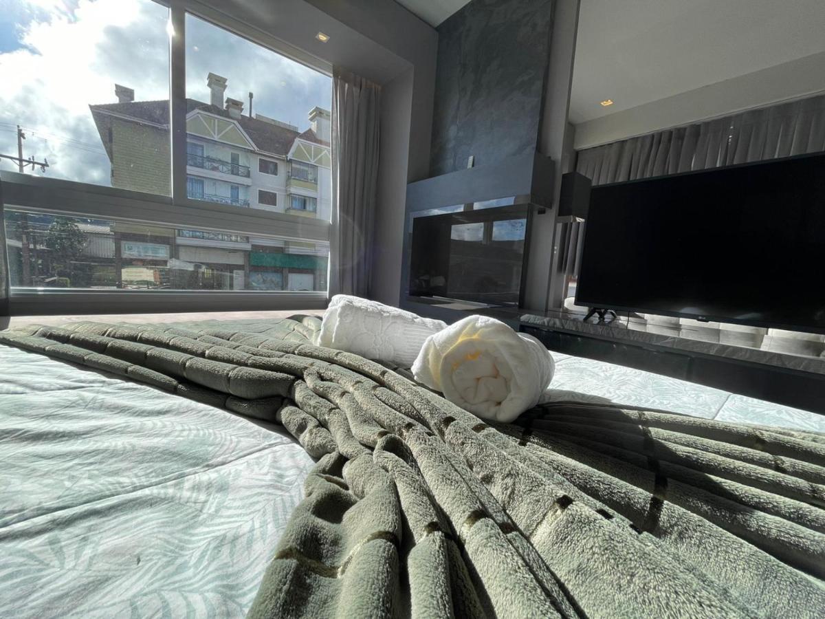 דירות גראמדו Loft Novo Aconchegante A 500M Da Rua Coberta מראה חיצוני תמונה