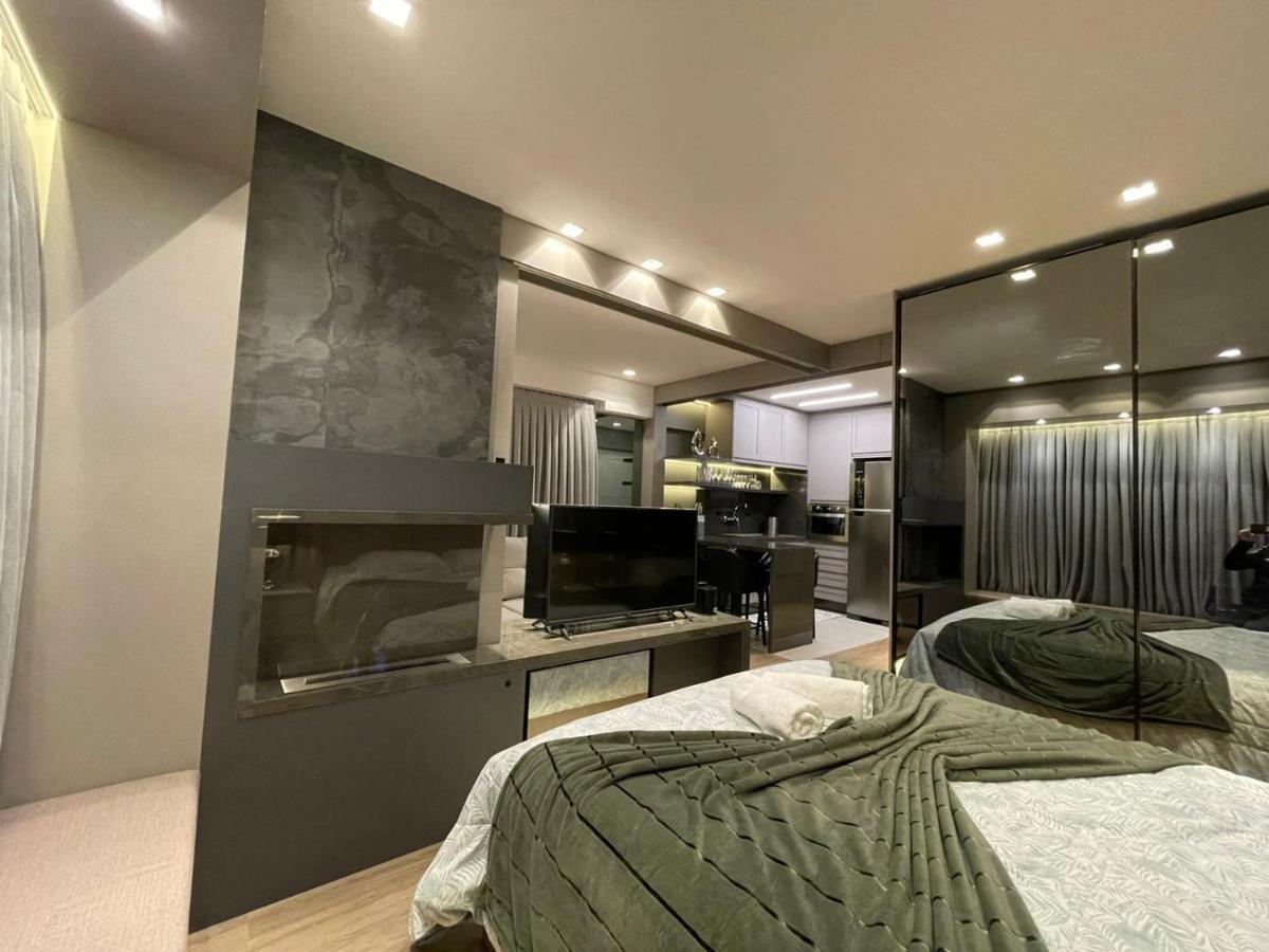 דירות גראמדו Loft Novo Aconchegante A 500M Da Rua Coberta מראה חיצוני תמונה
