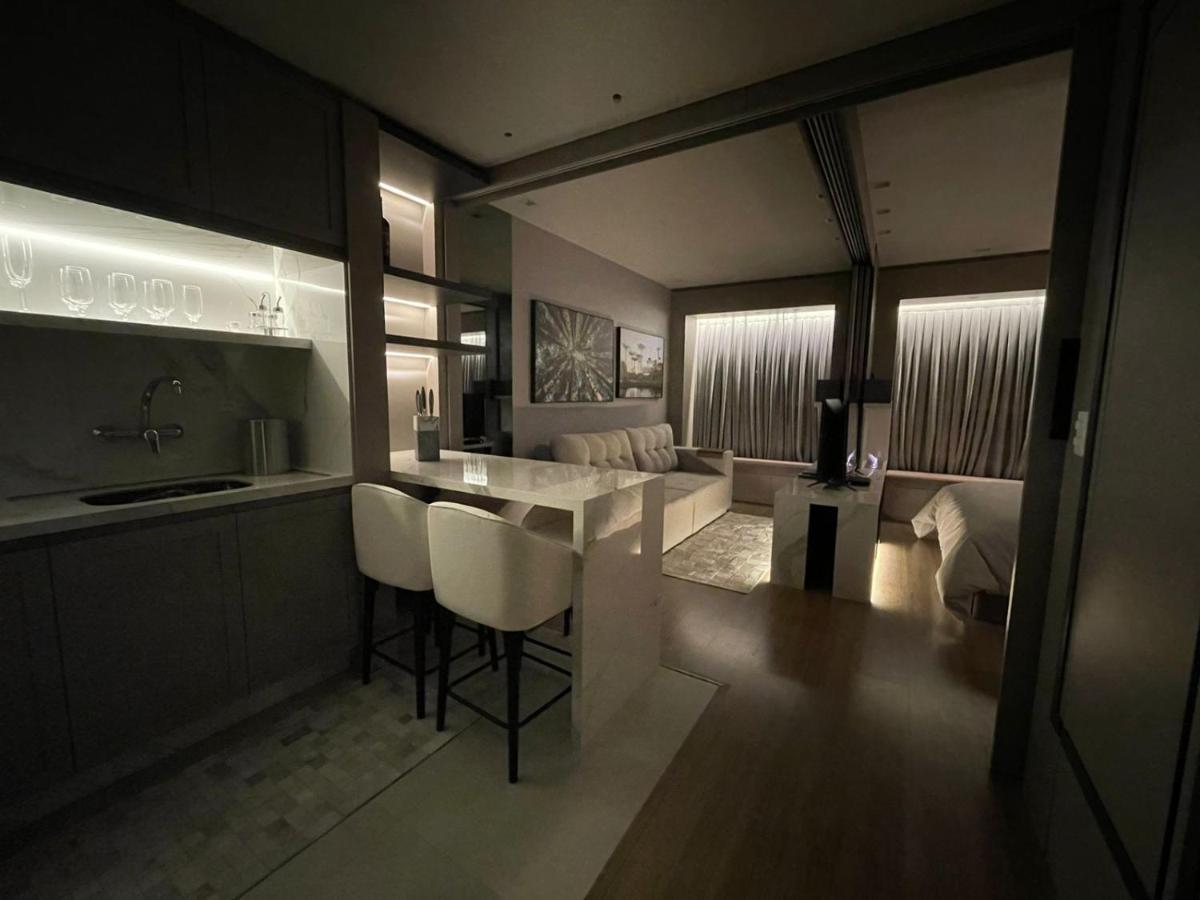 דירות גראמדו Loft Novo Aconchegante A 500M Da Rua Coberta מראה חיצוני תמונה
