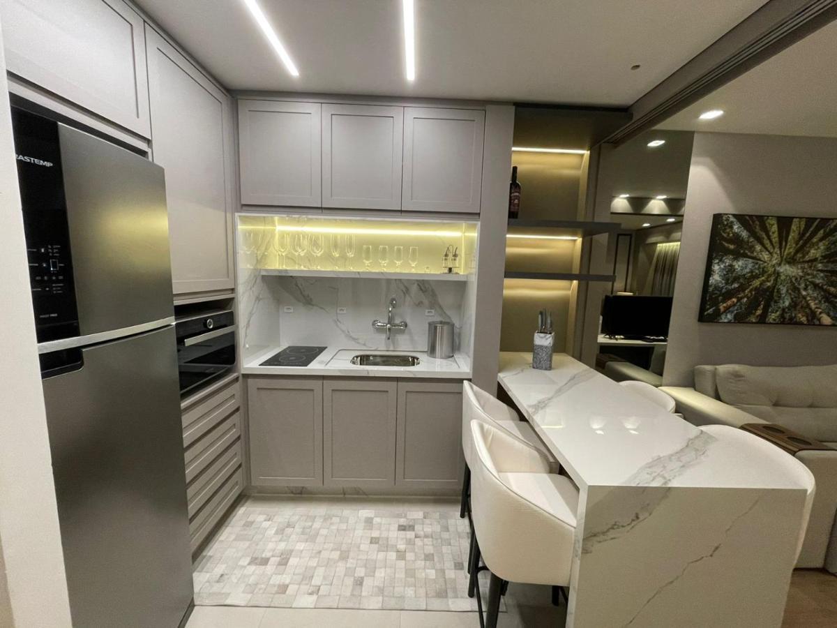 דירות גראמדו Loft Novo Aconchegante A 500M Da Rua Coberta מראה חיצוני תמונה